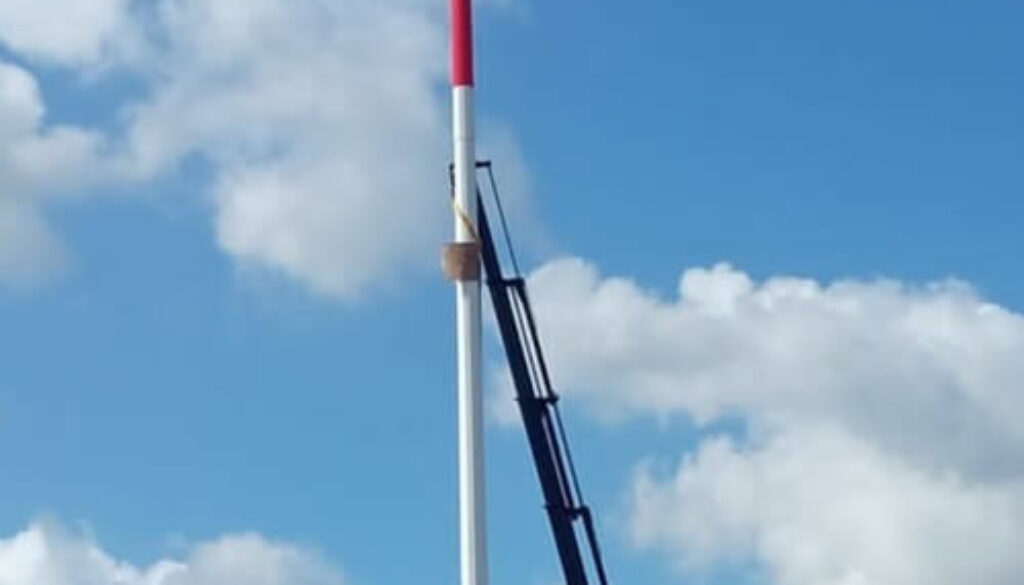 solar mast 1 1024x585